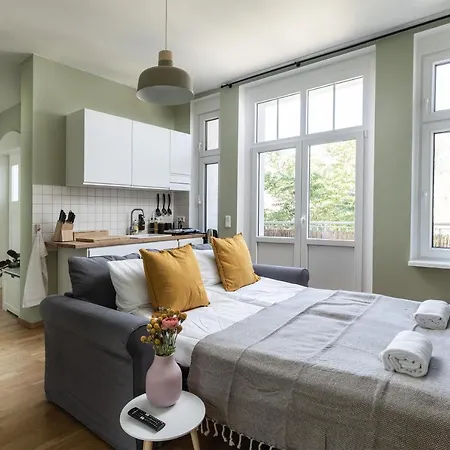 Apartment Direkt Im Zentrum Fuer Bis Zu 6 Personen Bahnhofsnah Leipzig